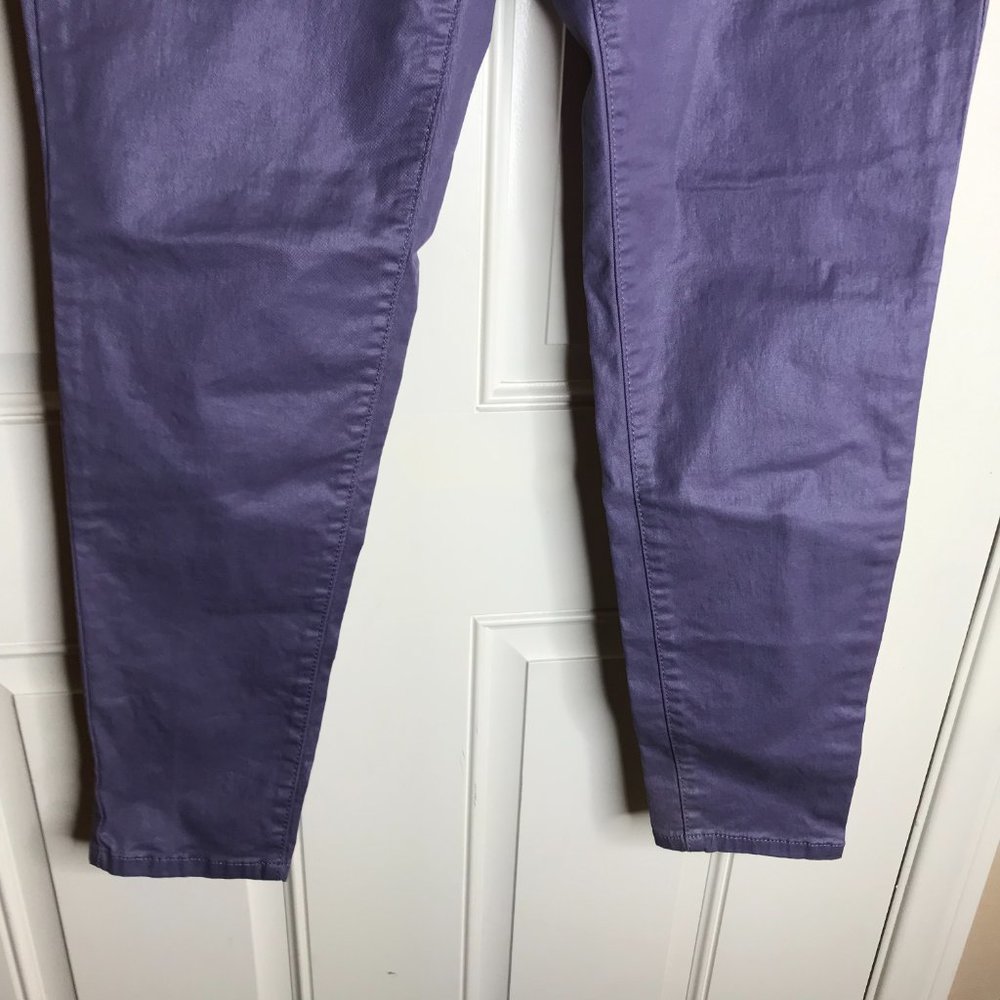 Simply Vera Vera Wang Women's Mid Rise Skinny Jeans Lilac Metallic ~ Size 10 - Picture 3 of 6